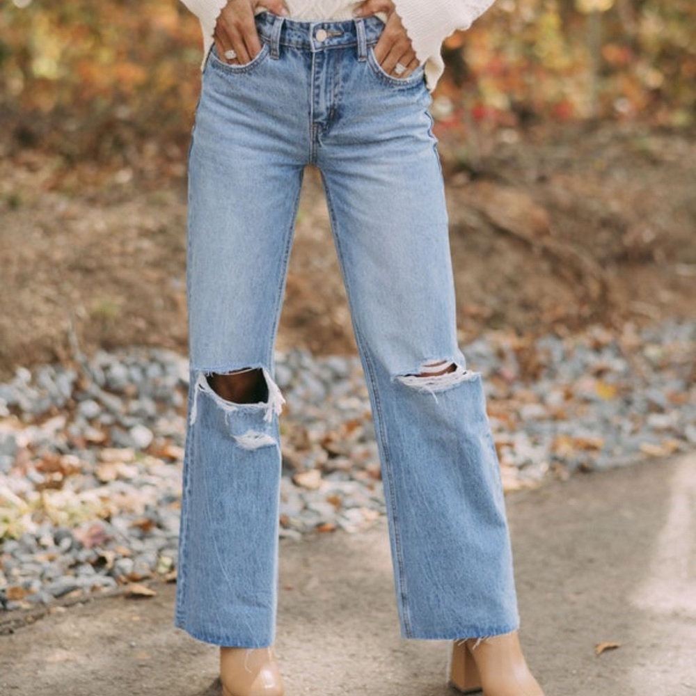 NWT These Three Boutique High-Waisted Boyfriend Jeans